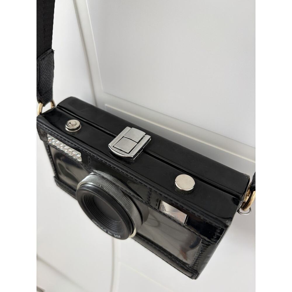 Camera Purse - Picture 4 of 9